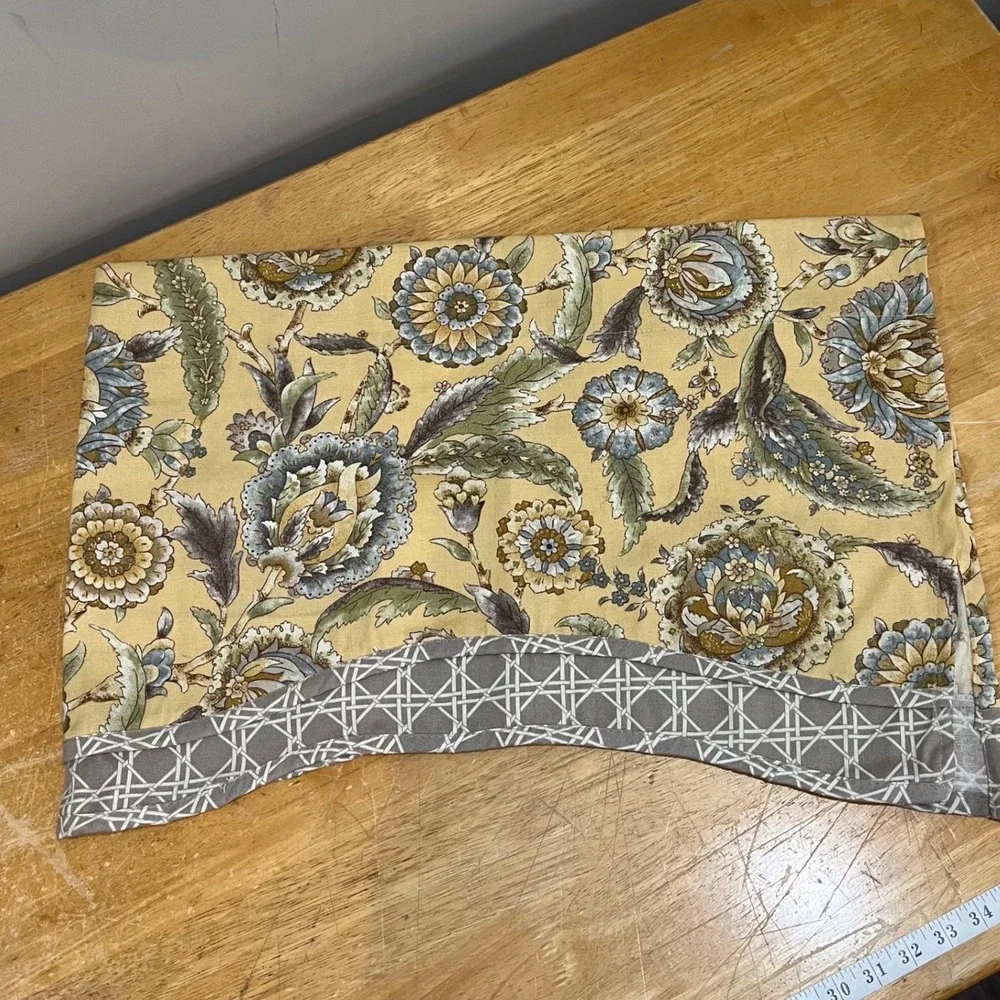 Traditions by Waverly Floral Paisley Window Valance‎ Yellow Blue 52x17